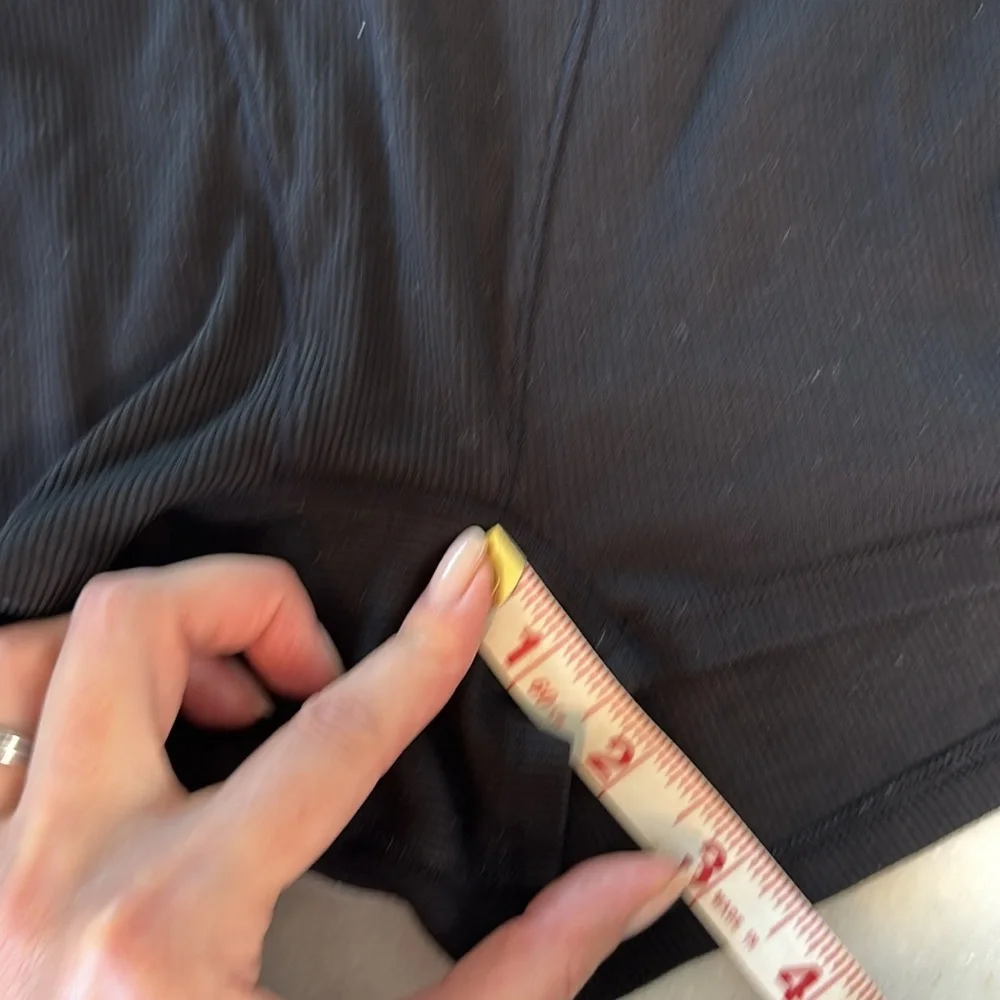 Alo Icon Ribbed Boy Short Sz M - Picture 6 of 7